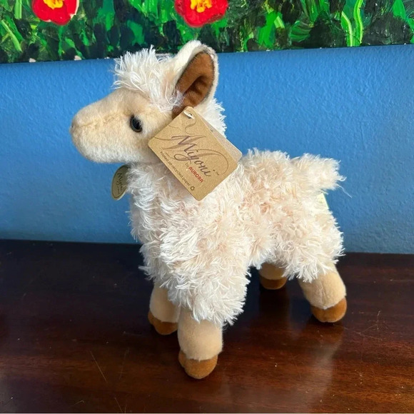 New with Tags Miyoni by Aurora Llama - Picture 1 of 4